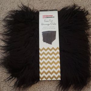 Faux fur storage cube